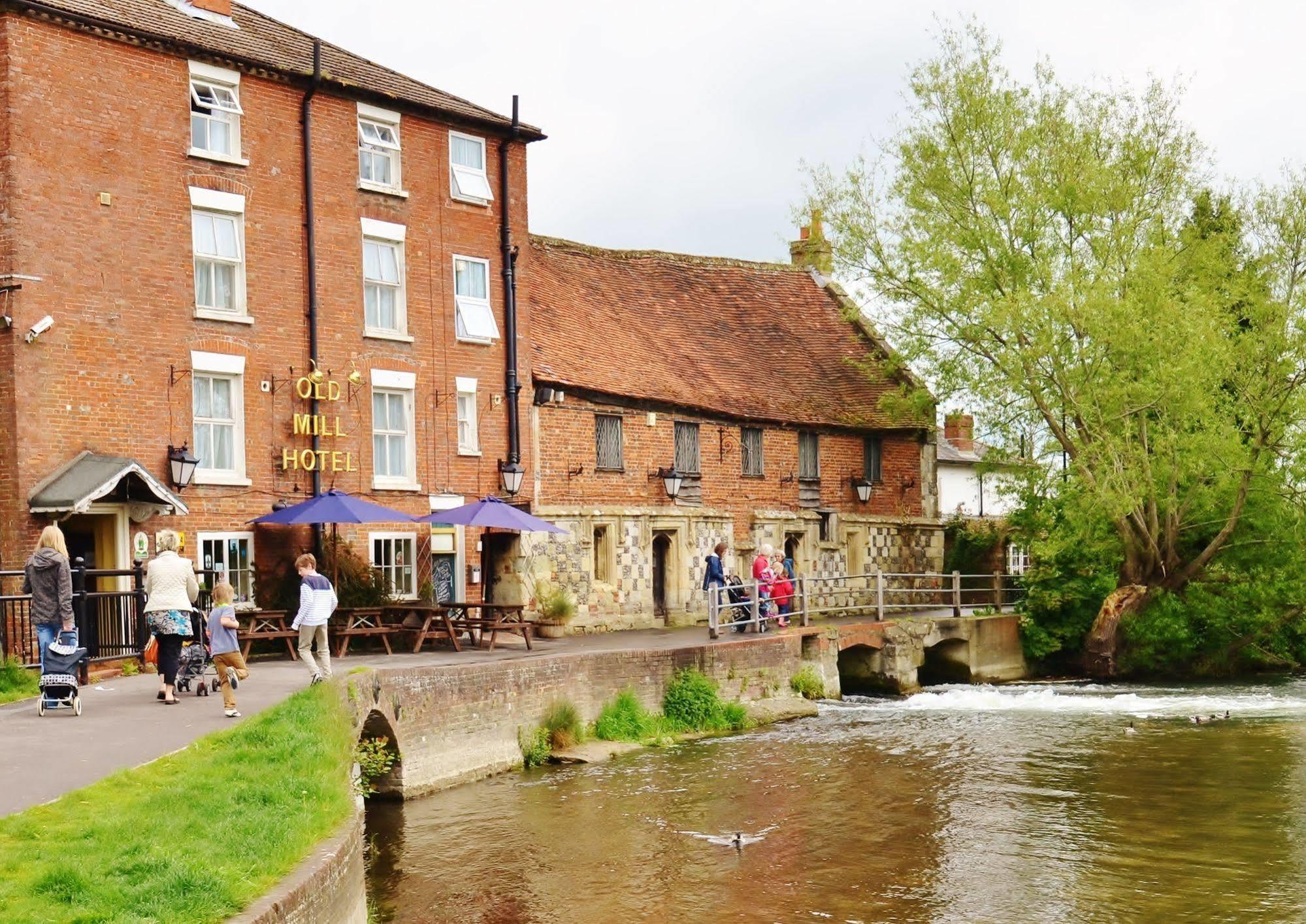 Hotel The Old Mill Salisbury Exterior foto